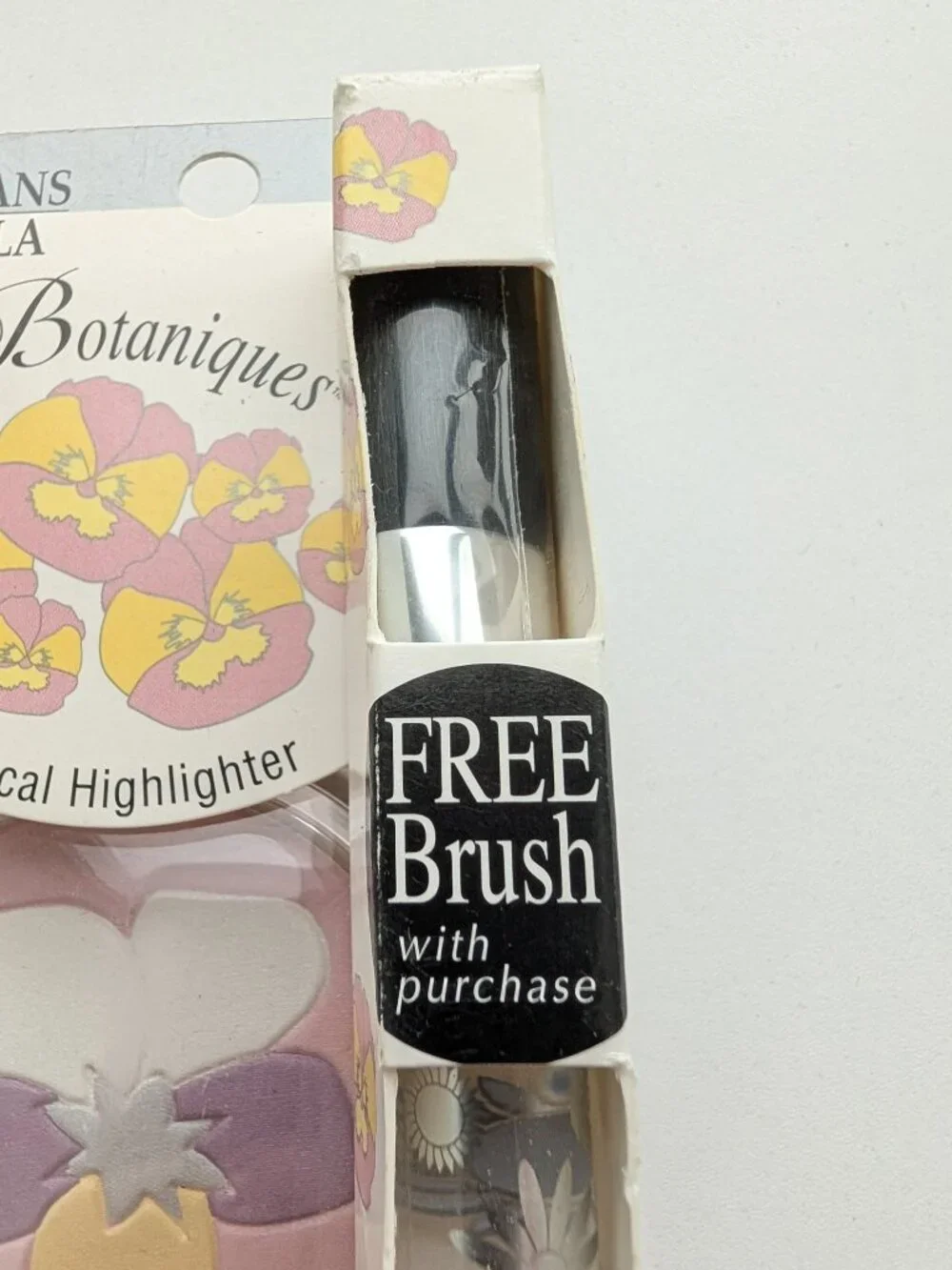 Physicians Formula Les Botaniques Highlighter Fancy Pansy + Free Brush New